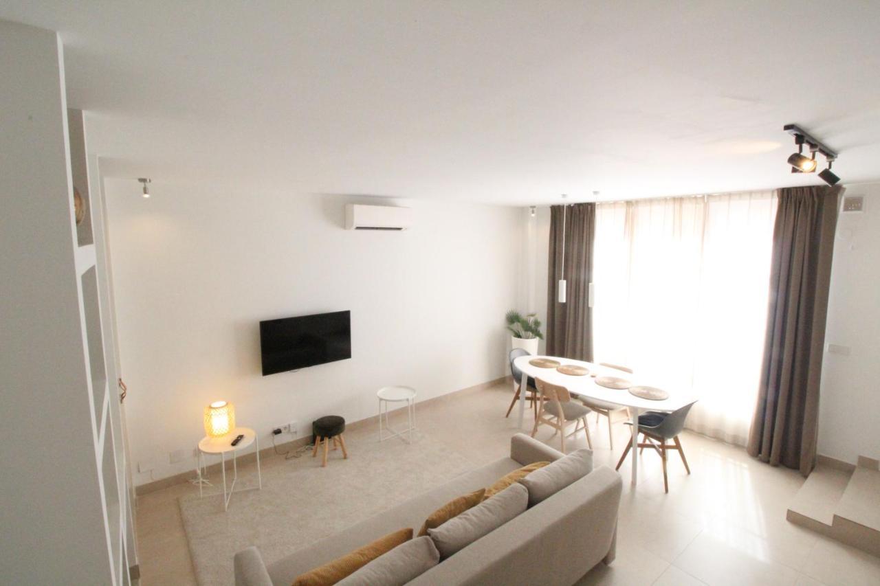 Del Parque Flats Constancia Duplex Apartment Malaga Bagian luar foto