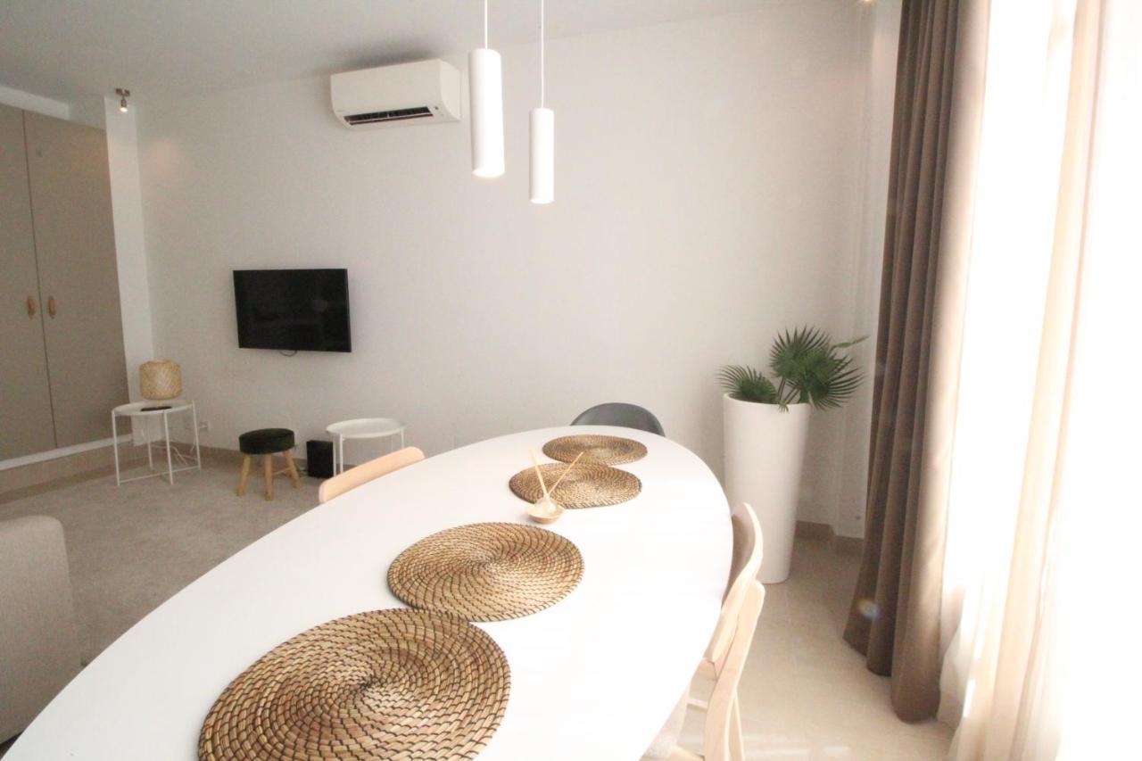 Del Parque Flats Constancia Duplex Apartment Malaga Bagian luar foto